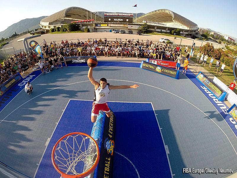 3x3 Dunks Push Athletes & Basketball Courts to New Extremes